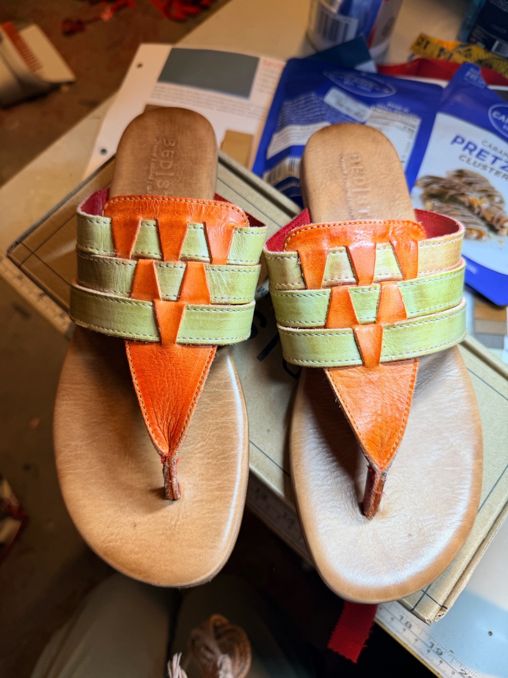 NEW BED STU $145 RUSTIC NECTAR LUX YOLI FLIP FLOP LEATHER SANDALS SZ 8